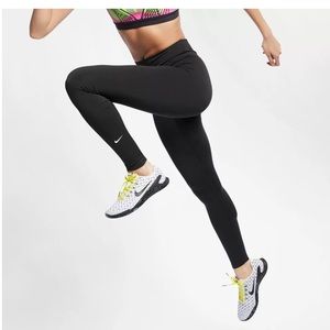 Nike One Women’s Tights - Black Large